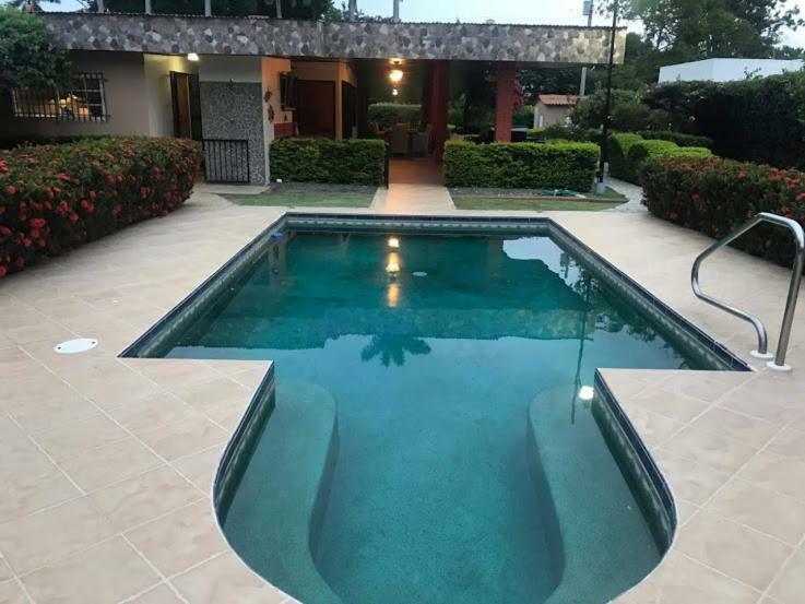 Casa De Los Suenos B&B Coronado Panama ปลายา โกโรนาโด ภายนอก รูปภาพ